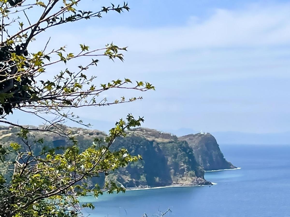 癒楽 伊豆大島 Oshima Exterior foto